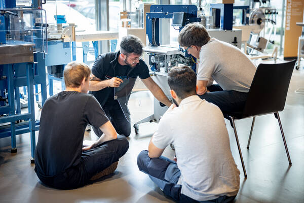 Global Service Team Reunites at Annual Meeting - - ATS - Unique Banding